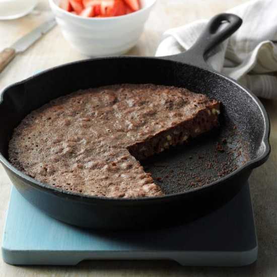 Πανεύκολα brownies σοκολάτας σε μαντεμένιο τηγάνι