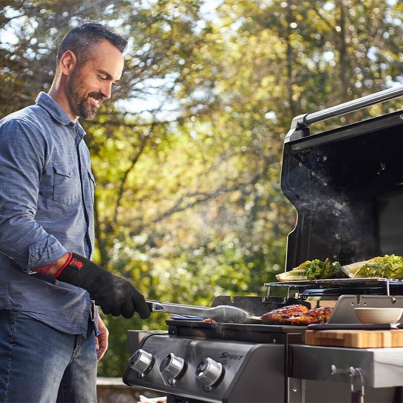 Ψησταριά υγραερίου Weber Spirit E-325 GBS | www.mantemi.gr