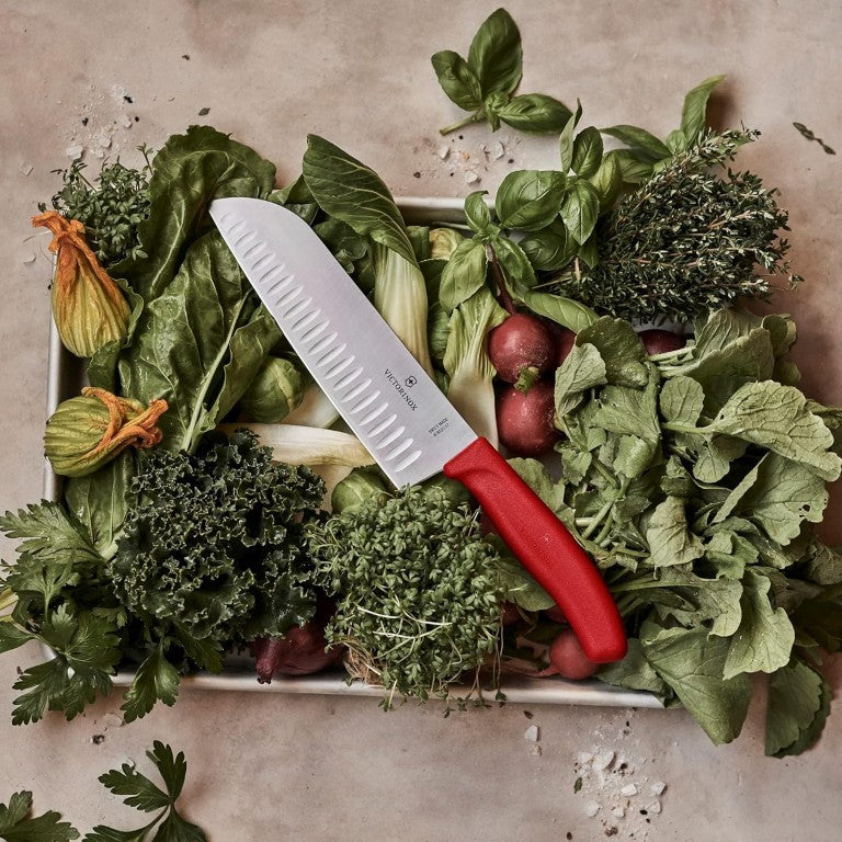 Μαχαίρι Santoku 17cm Swiss Classic Victorinox | www.mantemi.gr