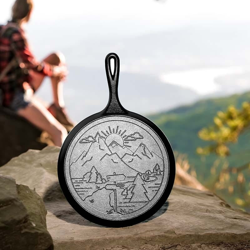 Μαντεμένια πλάκα με χερούλι Lodge 26,7 cm Mountain Griddle L9OGWND | www.mantemi.gr