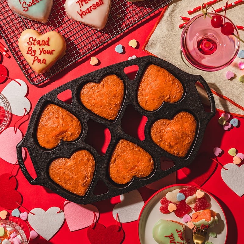 Μαντεμένια Φόρμα για Muffins Mini Καρδιές Lodge BWHRT | www.mantemi.gr