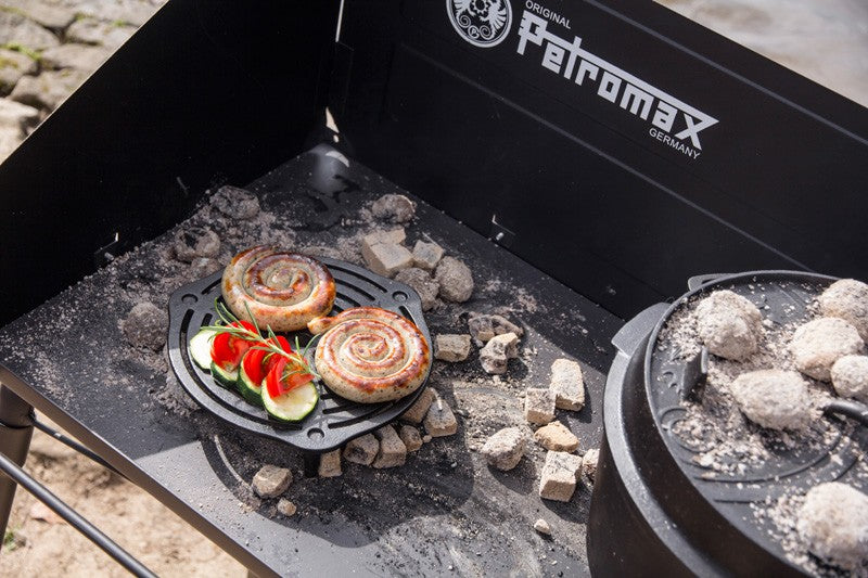 Γκριλιέρα με ψηλά πόδια Petromax 23cm gr-s | www.mantemi.gr